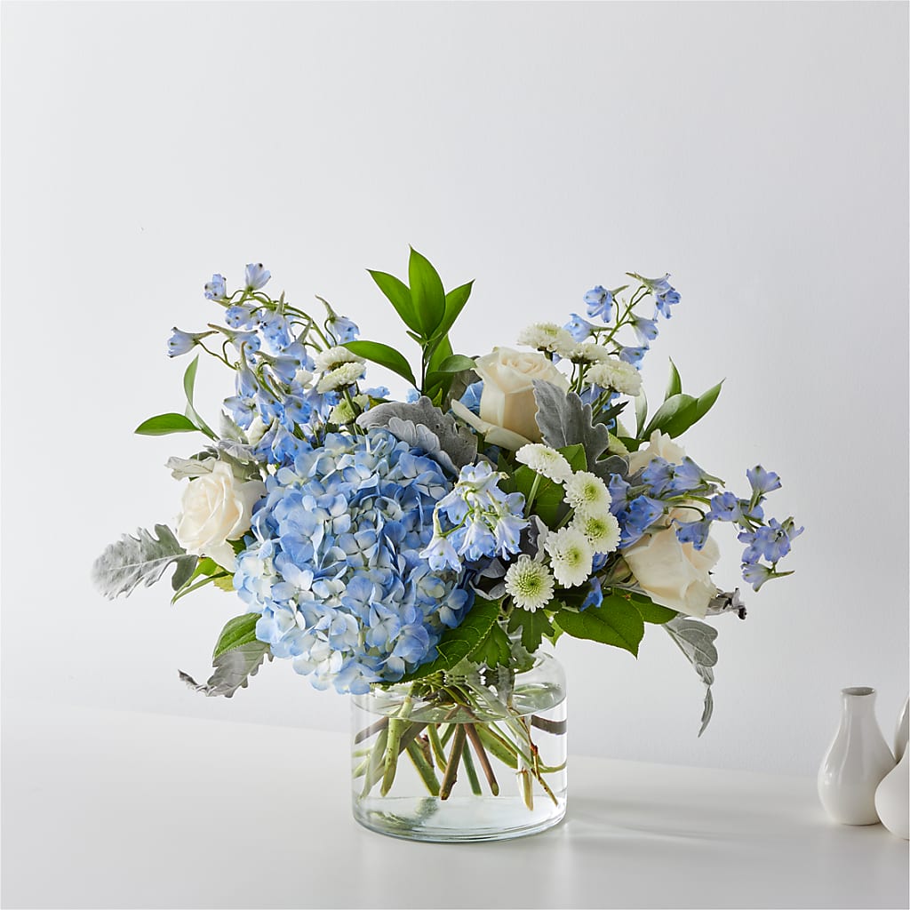 Coastal Blossom Bouquet – MR D'S, Lander WY