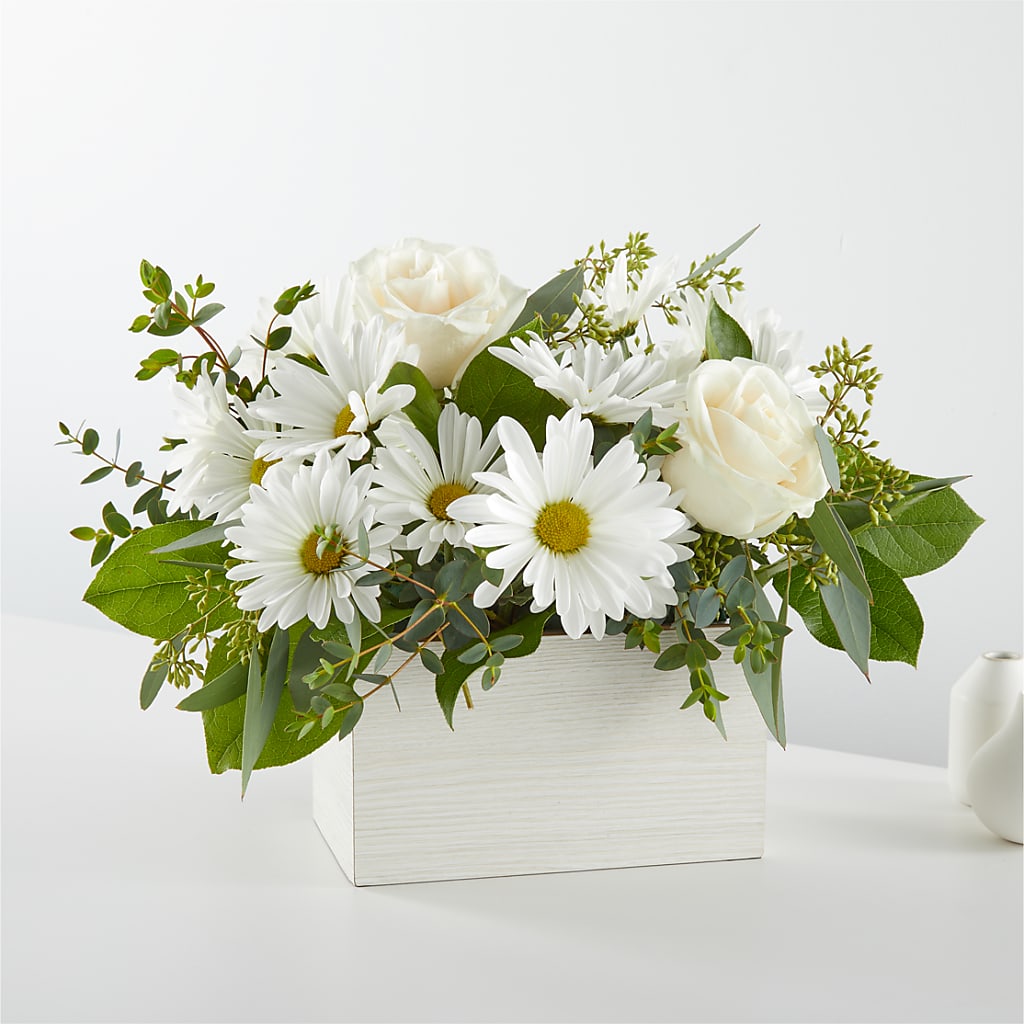 Fresh Linen Box Bouquet – MR D'S, Lander WY
