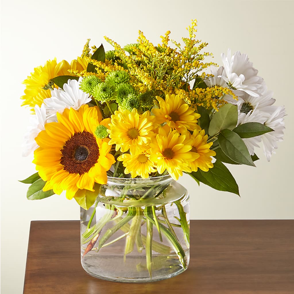 Hello Sunshine Bouquet – MR D'S, Lander WY