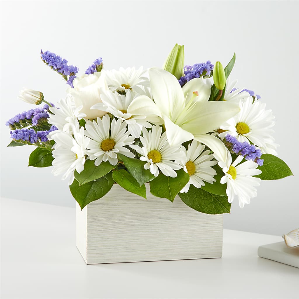 Beyond Blue Box Bouquet – MR D'S, Lander WY