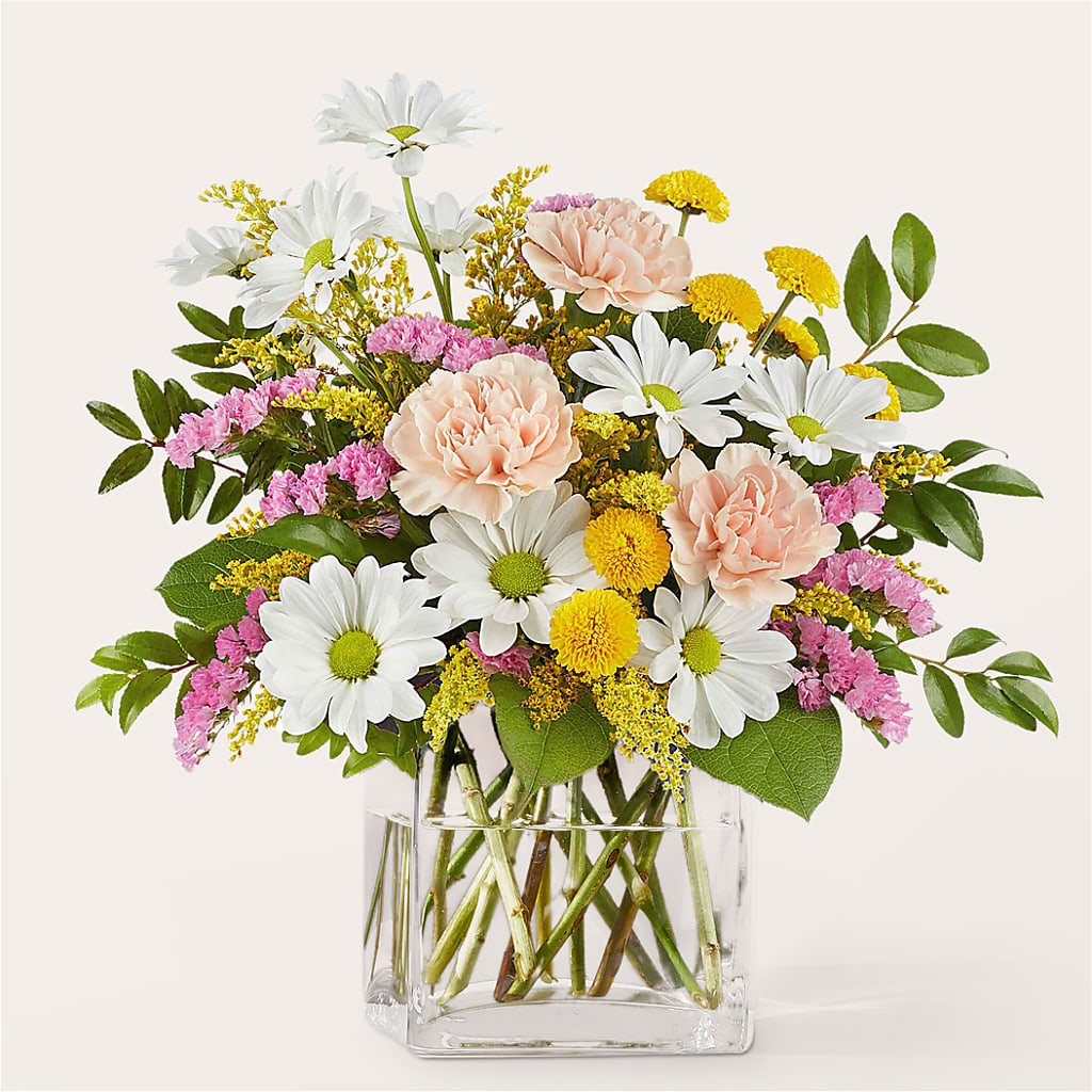 Country Cottage Bouquet – MR D'S, Lander WY