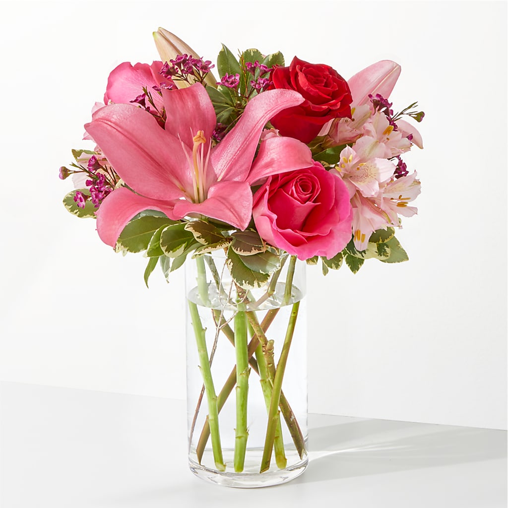 Lucky in Love Bouquet – MR D'S, Lander WY