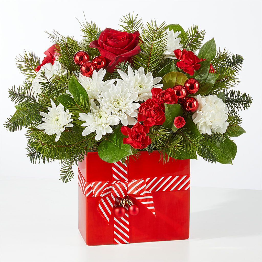 Presents Under the Tree Bouquet – MR D'S, Lander WY