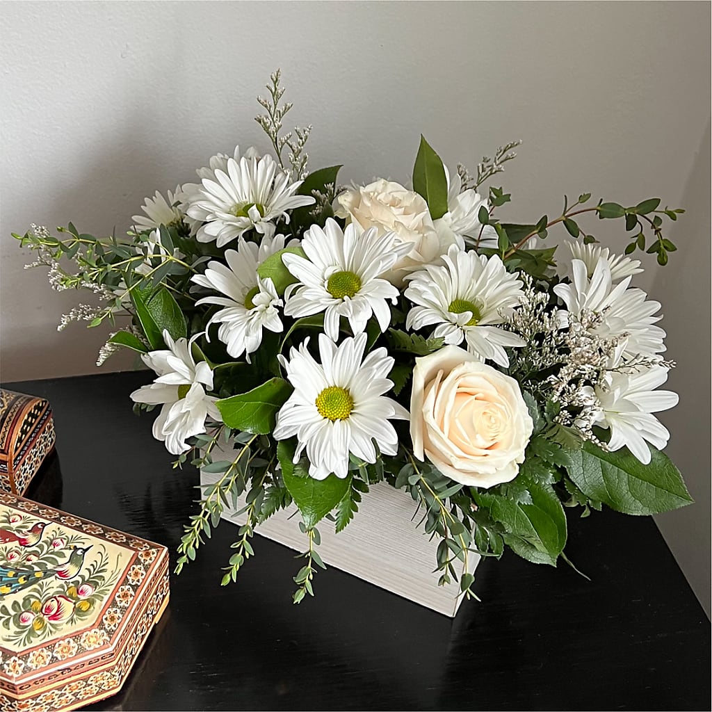 Fresh Linen Box Bouquet – MR D'S, Lander WY