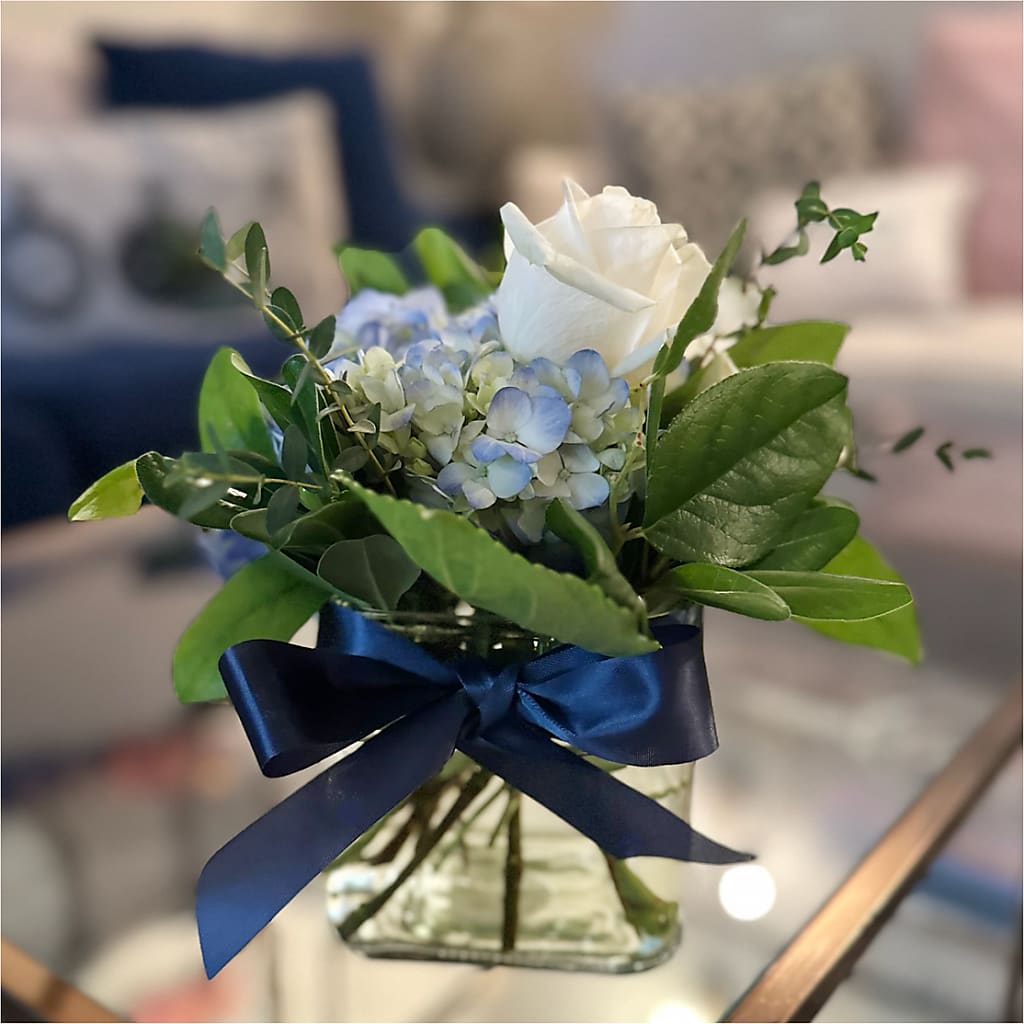 Sky Blue Delight Bouquet – MR D'S, Lander WY