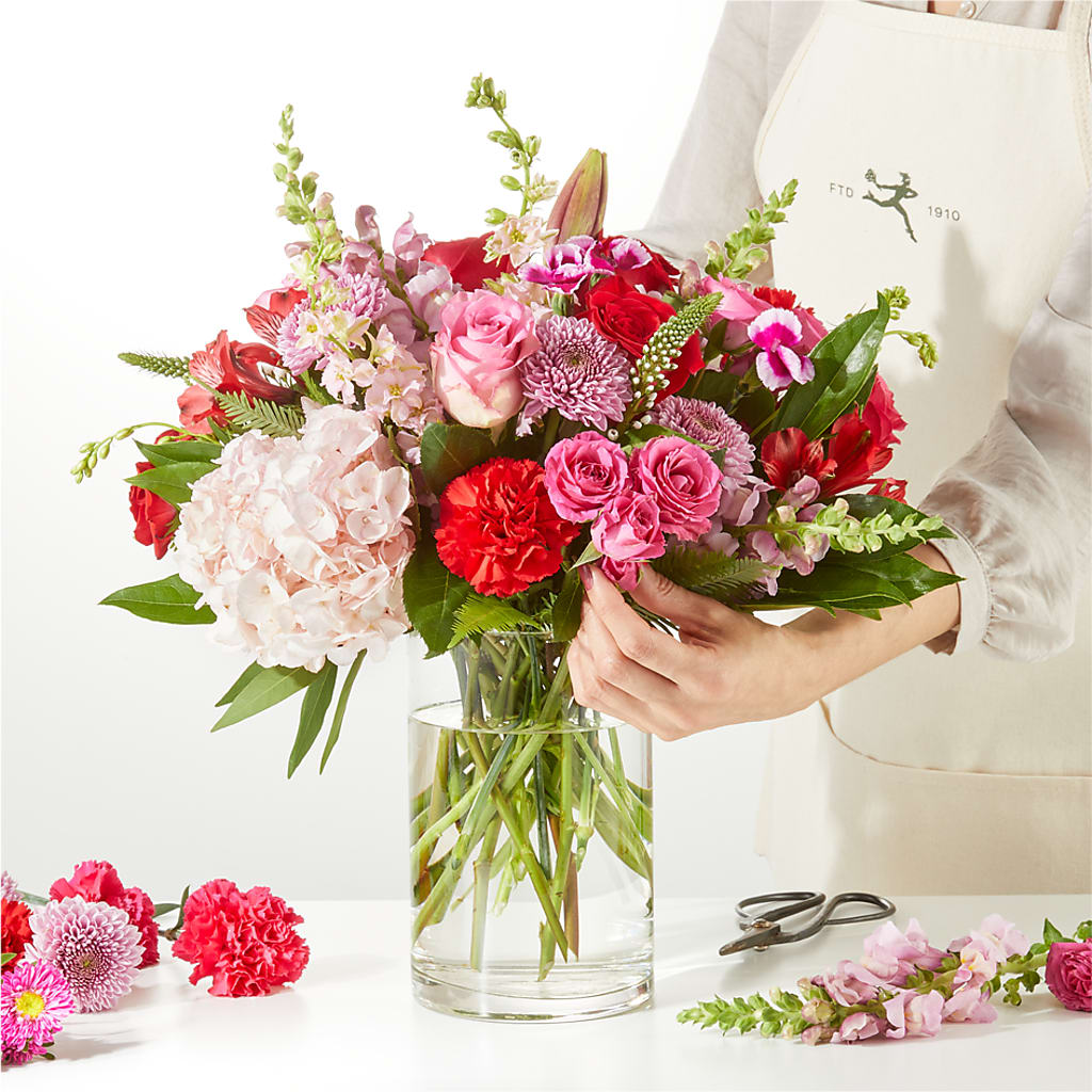 Swooning Over You - A Luxury Florist Original – MR D'S, Lander WY