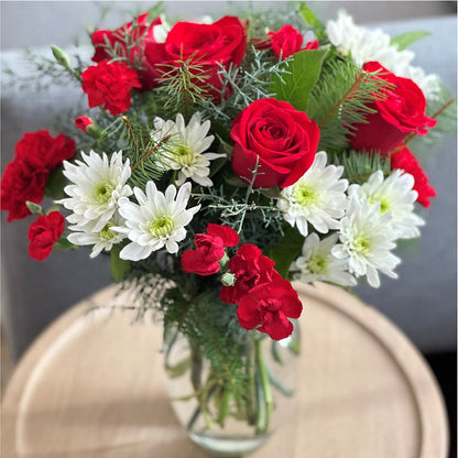 Seasonal Magic Bouquet – MR D'S, Lander WY