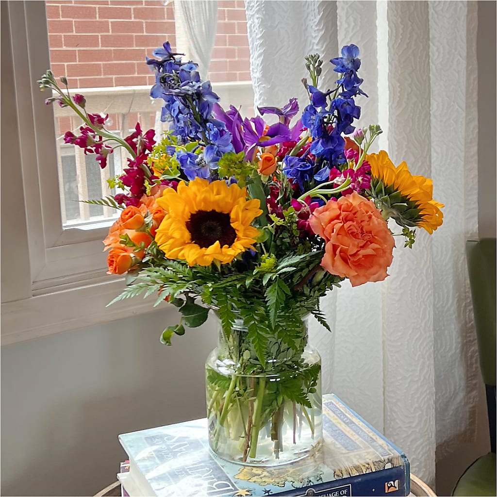 Rays of Life Bouquet – MR D'S, Lander WY