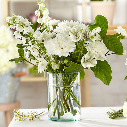 Classic Ivory – A Florist Original