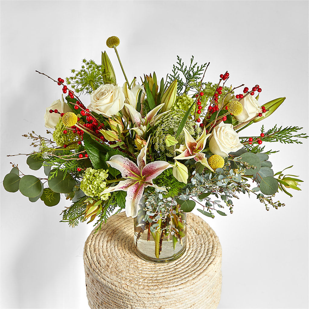 Berry & Bright Bouquet – MR D'S, Lander WY
