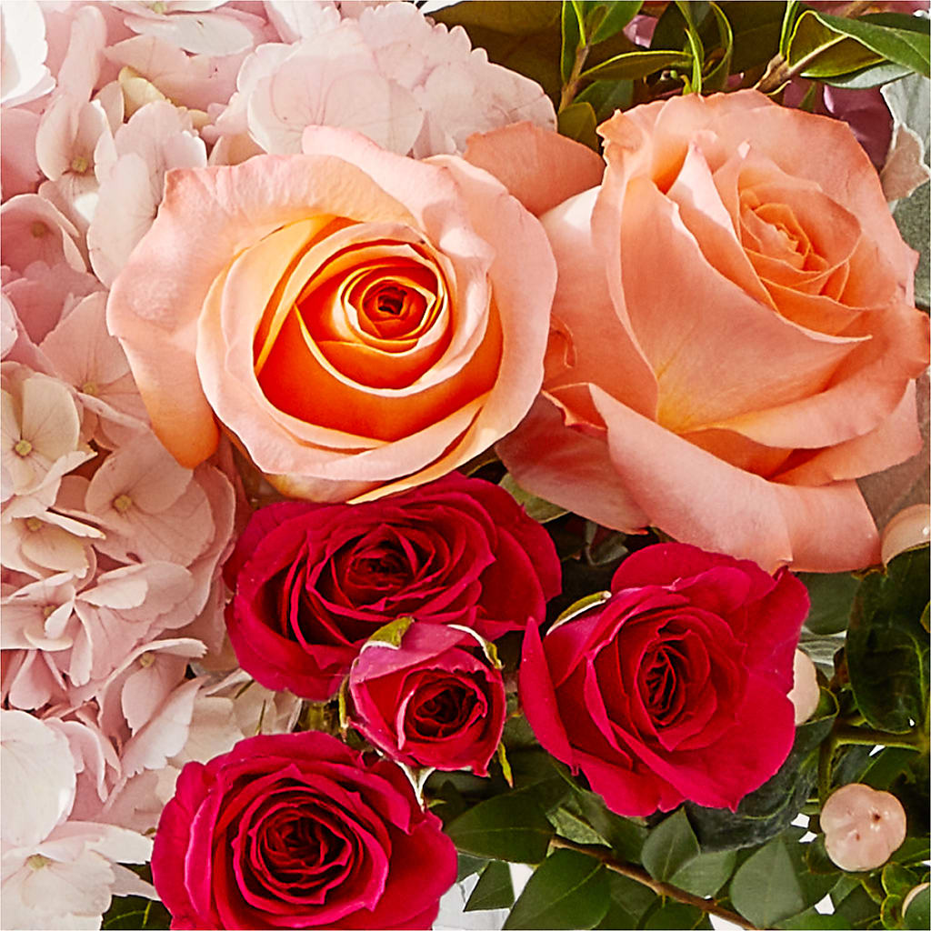 Glitz & Glam Bouquet – MR D'S, Lander WY