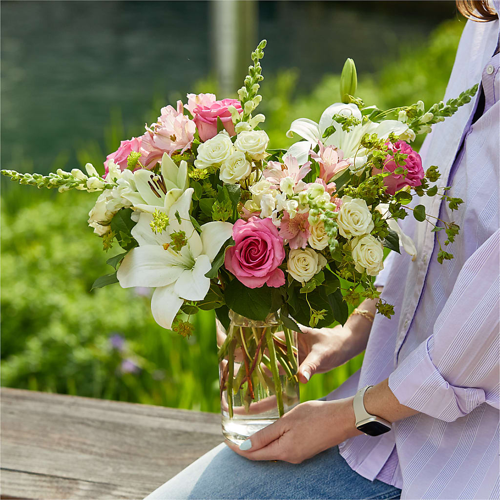 Fondly Bouquet – MR D'S, Lander WY