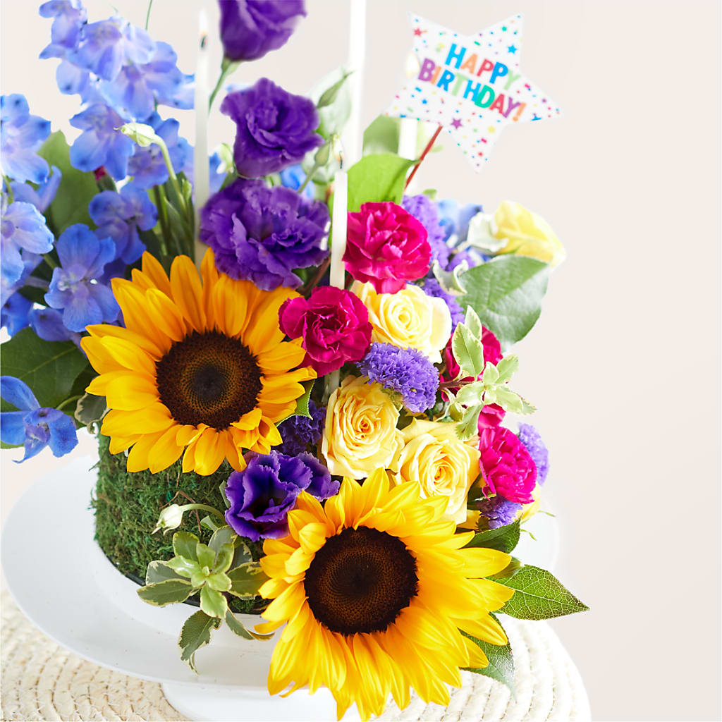 Star of the Day Floral Cake – MR D'S, Lander WY